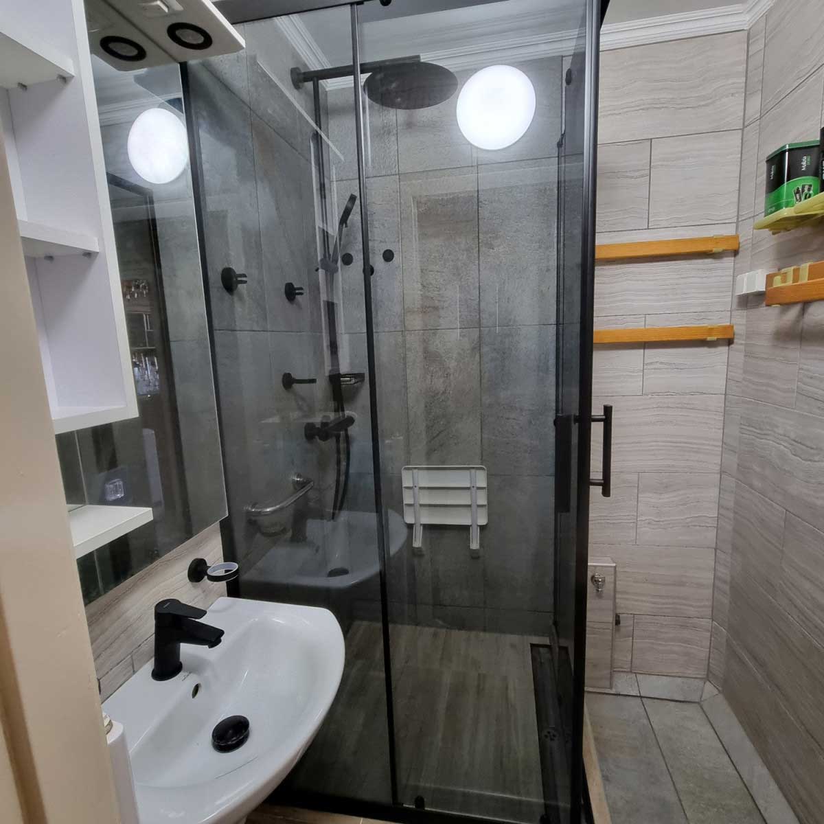 zuhanykabin gyártás